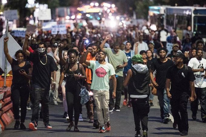 Polis Vurduktan Sonra Charlotte'ta Protestolar Patladı