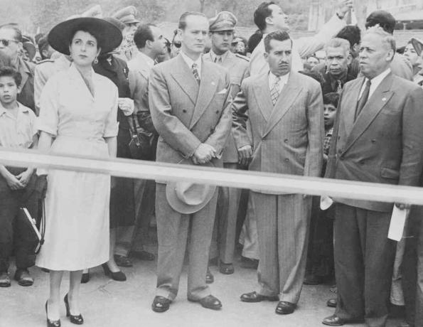 Guatemala Başkanı Jacobo Arbenz ve ABD destekli darbe sonrasında ortaklar, 1954