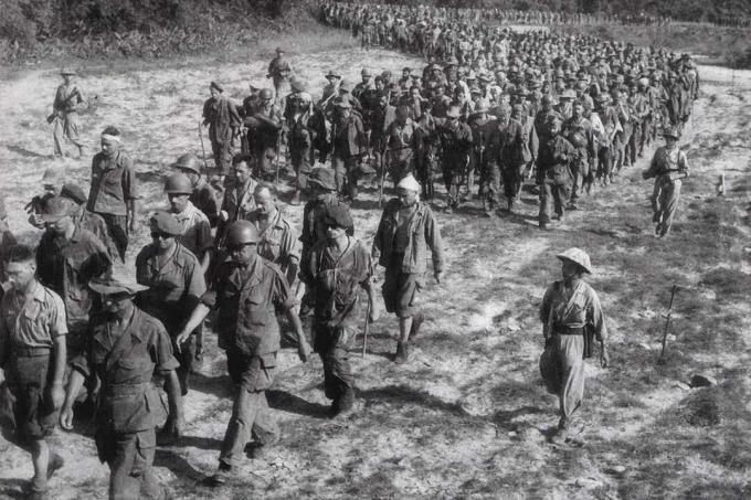 Dien Bien Phu'daki Fransız Mahkumlar