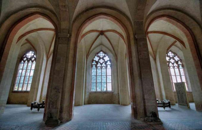 Eltville am Rhein'daki Kloster Eberbach'ın (Eberbach Manastırı) nefesi