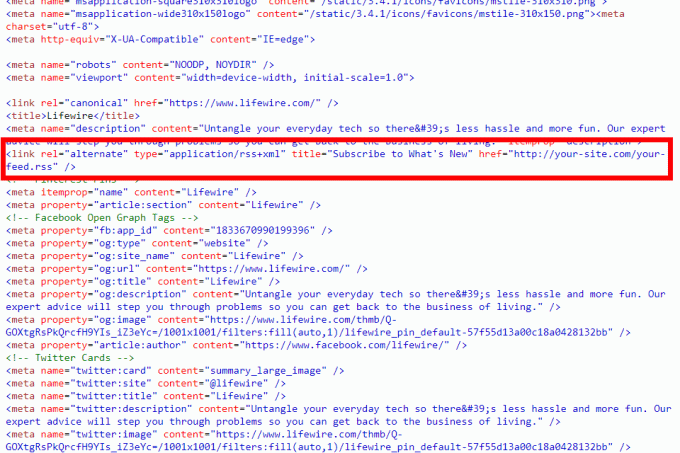 RSS bağlantısı içeren bir web sitesinin sayfa kaynağının ekran görüntüsü
