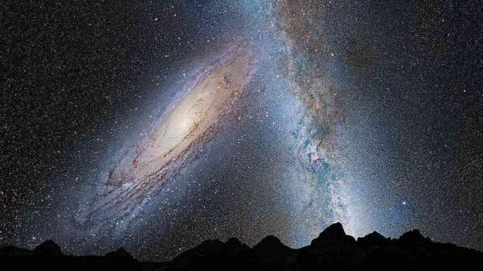 Galaksimizin içindeki bir gezegenin yüzeyinden görüldüğü gibi Andromeda ve Samanyolu çarpışıyor.