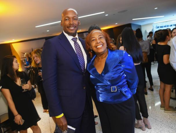 Melvin Oatis ve Dr. Patricia Bath, TIME'e katılıyor New York'ta 12 Eylül 2017'de İLKLER'i kutluyor