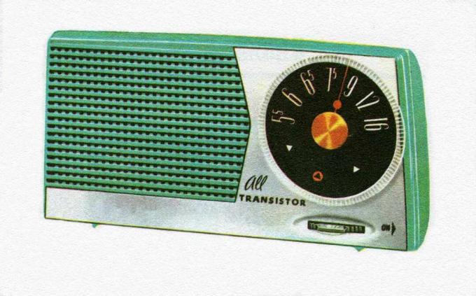 1950'lerde taşınabilir transistörlü radyo Vintage çizimi