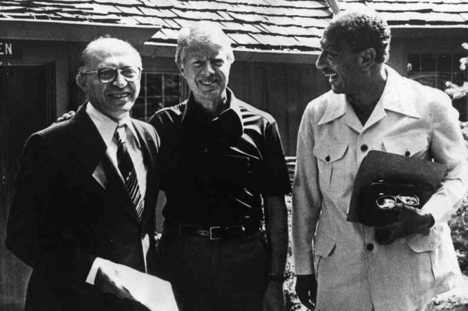 David, Begin, Carter ve Sadat fotoğrafı