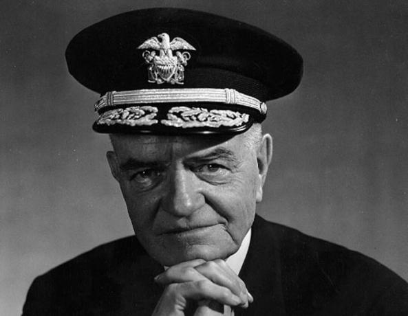 Ora. William Halsey