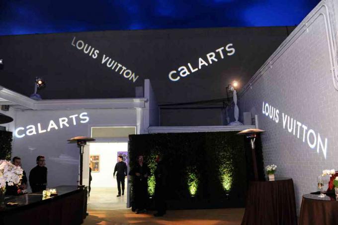 CalArts Art Benefit And Auction Los Angeles Regen Projects'de Açılış Kokteyli
