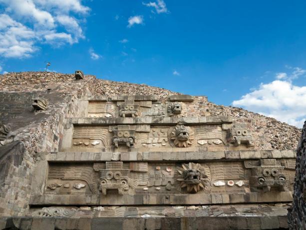 Teotihuacan'daki Quetzalcoatl Tapınağı