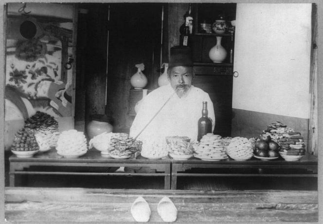 Bu fotoğraf 1890 ile 1923 arasında bir süre çekildi.