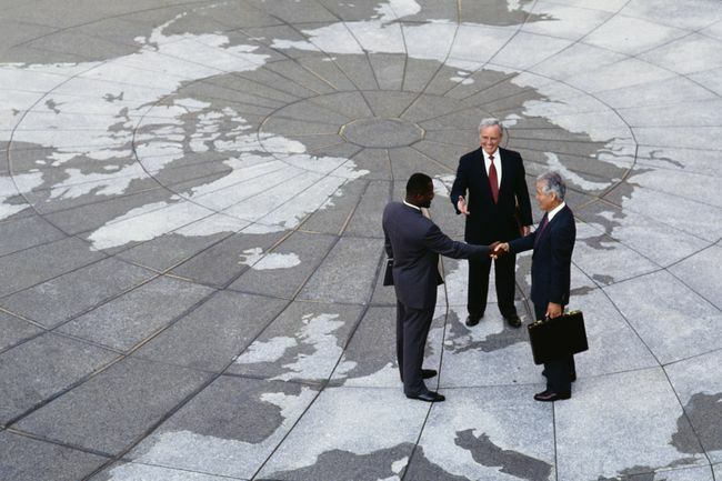  Ekonomik Bölgeselcilik: İşadamları dünya haritasında el sıkışıyor.