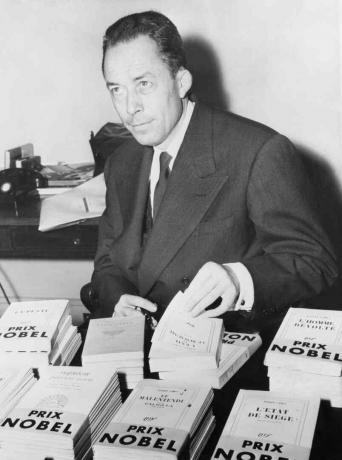 Albert Camus İmza Kitapları