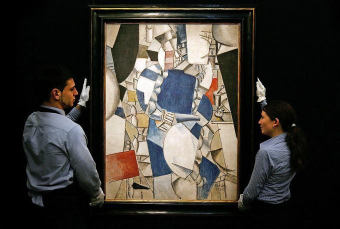 Empresyonist ve modern sanat satışından gösterilen Fernand Leger