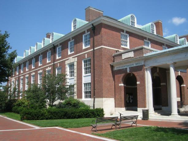 Johns Hopkins Üniversitesi'ndeki Mergenthaler Salonu